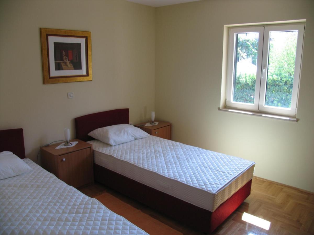 Apartments By The Sea Postira, Brac - 15242 ภายนอก รูปภาพ